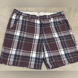American Eagle Shorts Prep Fit Chino Casual Beach Plaid Shorts Mens size 40